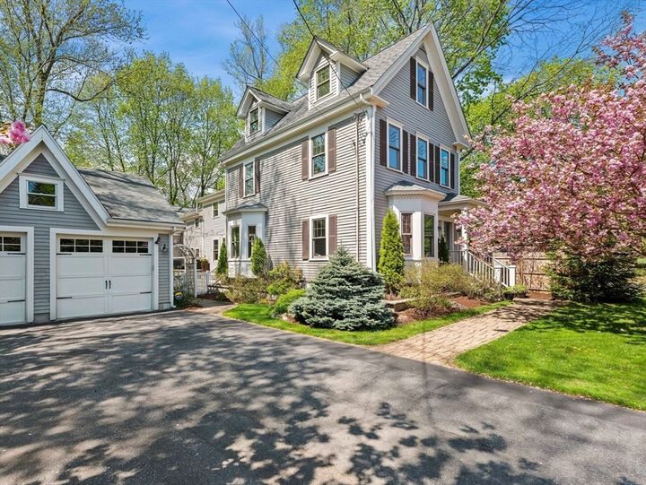Property Photo:  20 Maple Street  MA 02420 