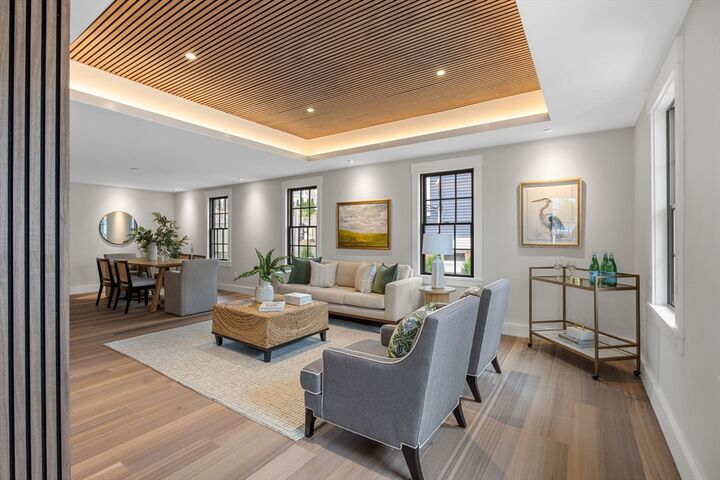 Property Photo:  404 Commercial Street 1  MA 02657 