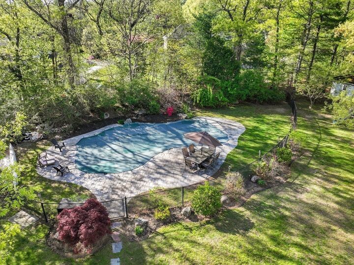 Property Photo:  9 Arrowhead Ln  MA 02038 