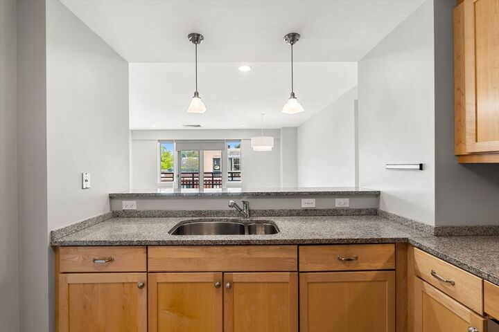 Property Photo: 88 Wharf Street 607 MA 02186