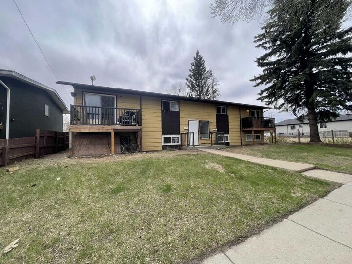 Property Photo:  4715 45 Street  SK S9V 0H6 