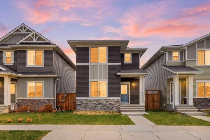 328 Bayview Street SW — photo 1