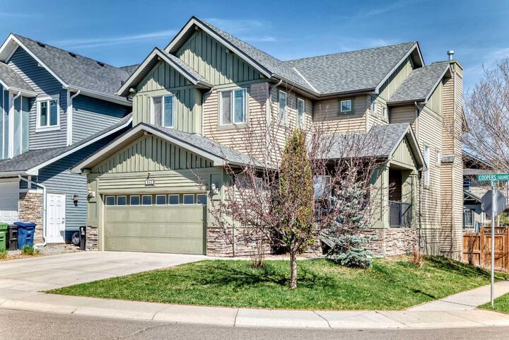 Property Photo:  832 Coopers Square SW  AB T4B 0G5 