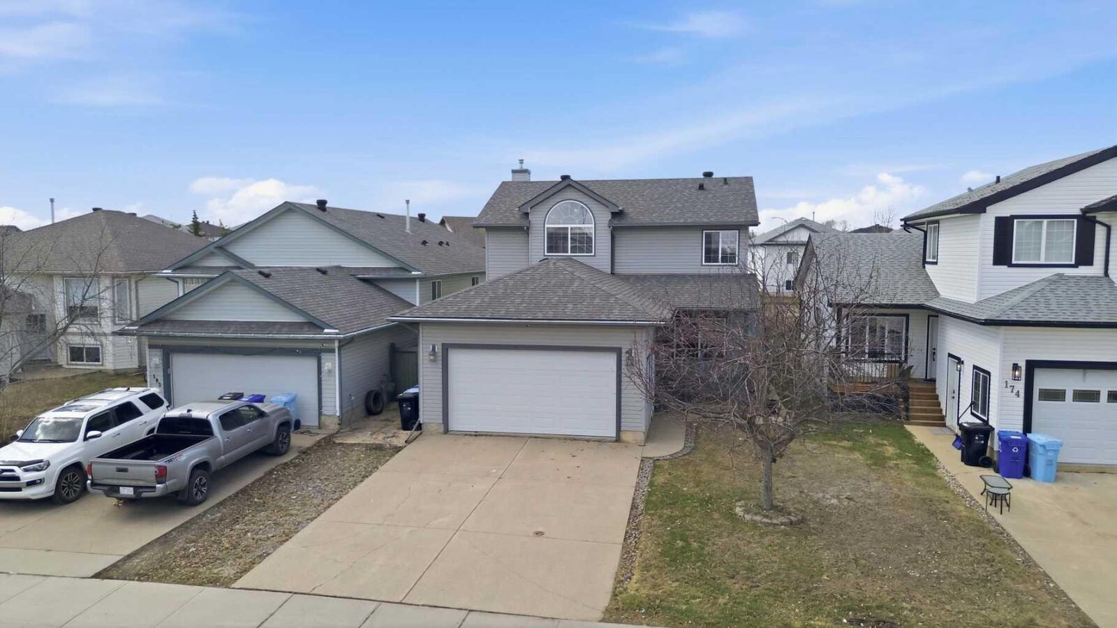 Property Photo:  178 St. Laurent Way  AB T9K 2K1 