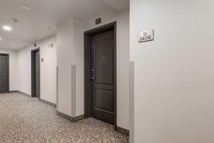 Property Photo:  303 13 Avenue SW 1406  AB T2R 0K3 