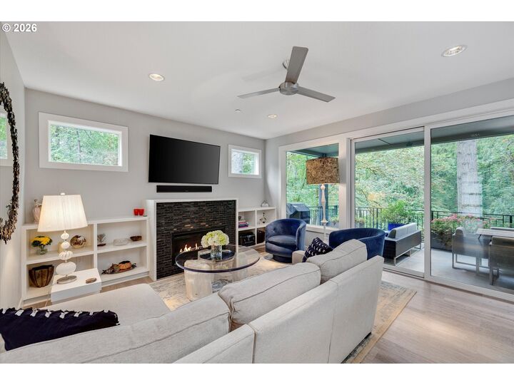 Property Photo:  9629 SW 18th Pl  OR 97219 