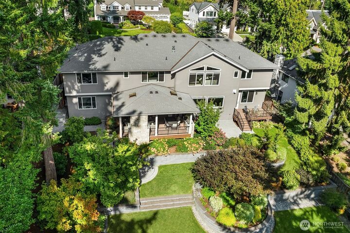 Property Photo:  10461 SE 23rd Street  WA 98004 