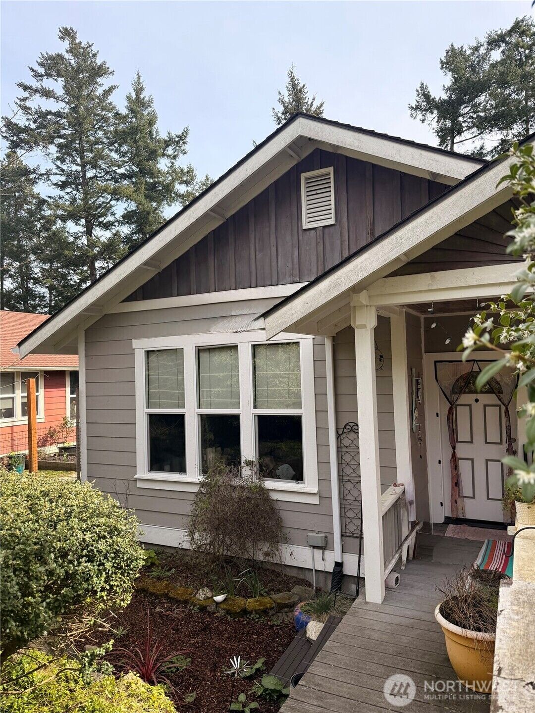 Property Photo:  71  Nesting Place Lane D  WA 98250 
