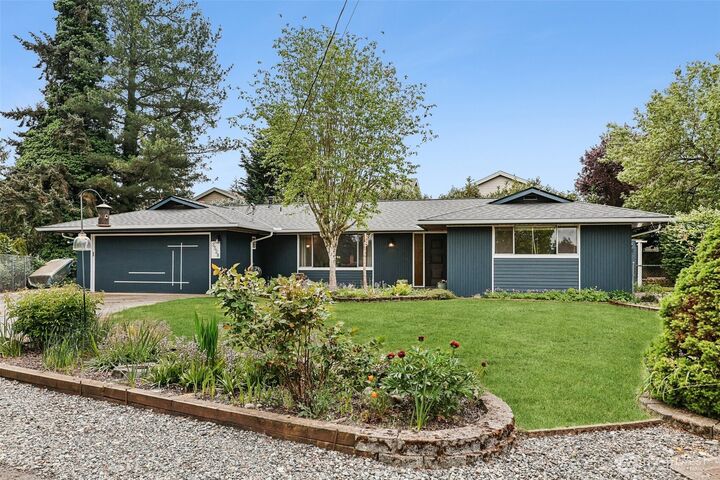 Property Photo:  2528  130th Street SE  WA 98208 