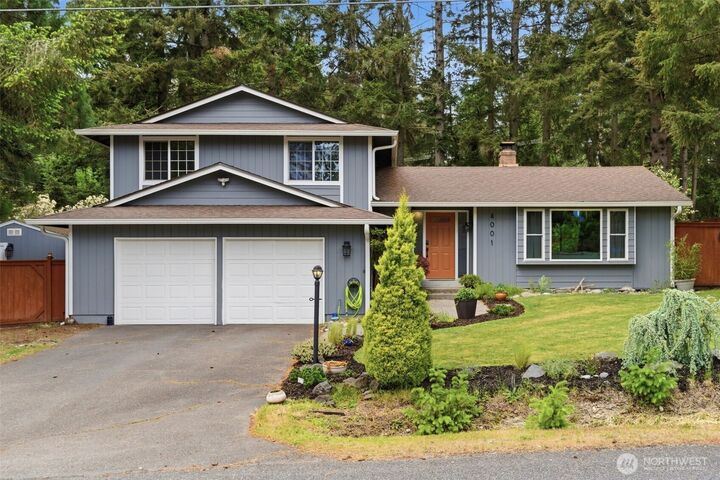 Property Photo:  4001  55th Street Ct NW  WA 98335 