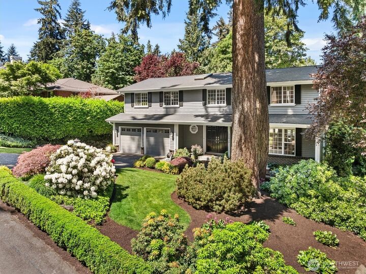 Property Photo:  11000 SE 24th Place  WA 98004 
