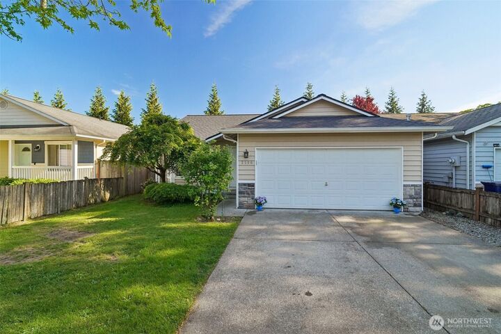 Property Photo: 2506 168th Place NE WA 98271