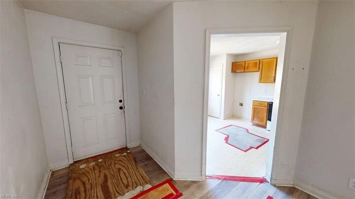 Property Photo:  181 Kristen Ln  VA 23434 
