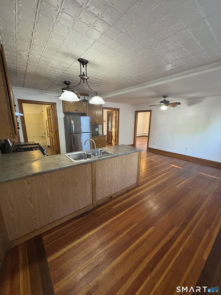 Property Photo:  22 Wadsworth Street  CT 06706 