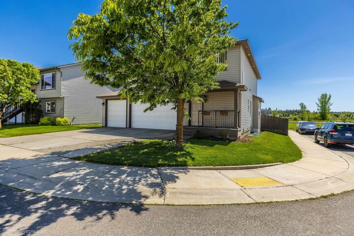 Property Photo:  9313 W Foxtail Ln  WA 99224 