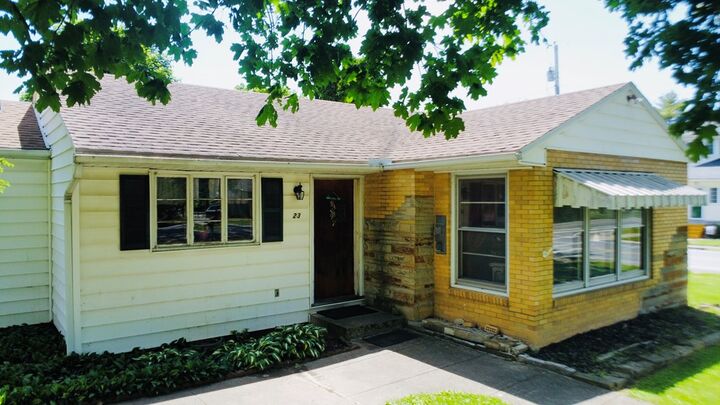 Property Photo: 23 State Street OH 43128