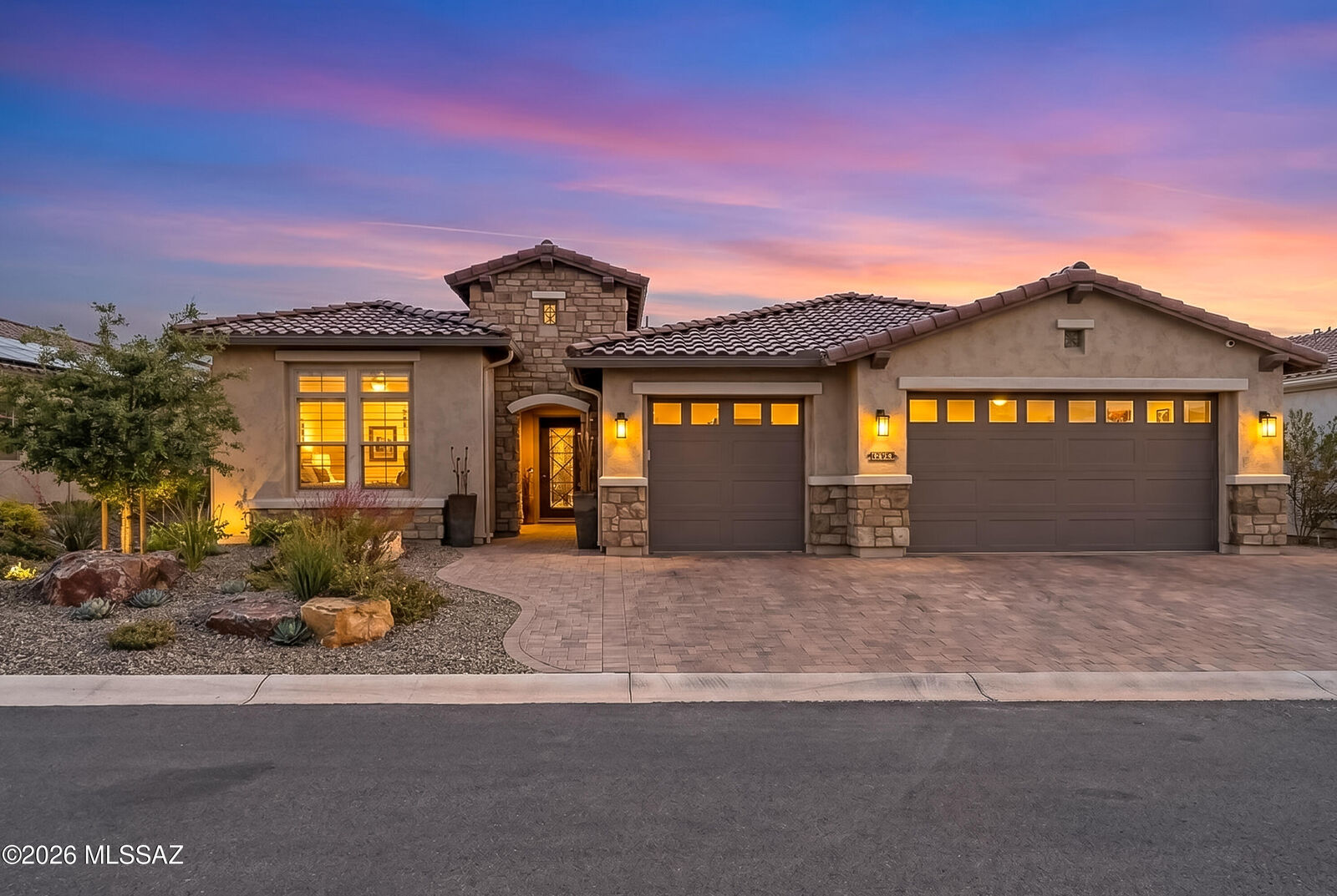 Property Photo:  61369 E Limestone Street  AZ 85623 