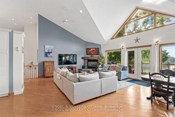 Property Photo: 70 Belmonte Lane ON K0E 1N0