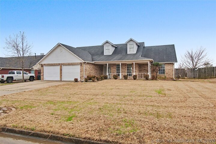Property Photo:  403 Valhalla Drive  OK 74403 