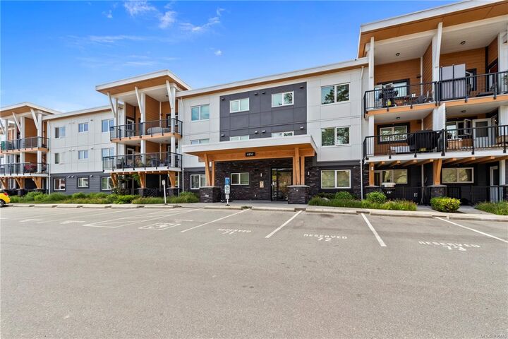 Property Photo: 4810 Cedar Ridge Pl #109 BC V9T 6M3