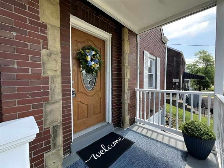 Property Photo:  3645 W Run Rd  PA 15120 