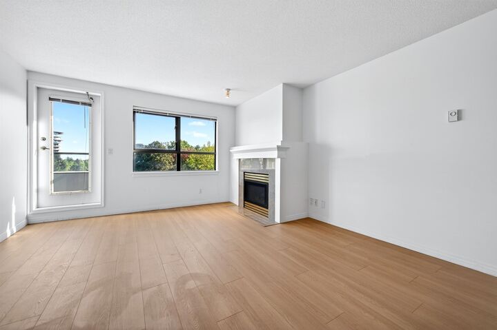 Property Photo: 6611 Cooney Road 708 BC V6Y 4C5