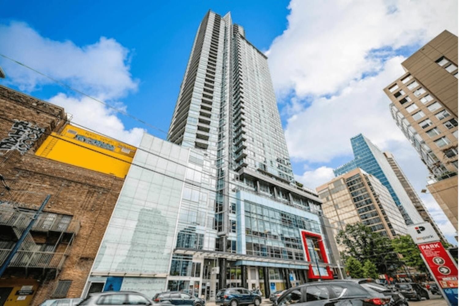 Property Photo:  833 Seymour Street  BC V6B 0G4 
