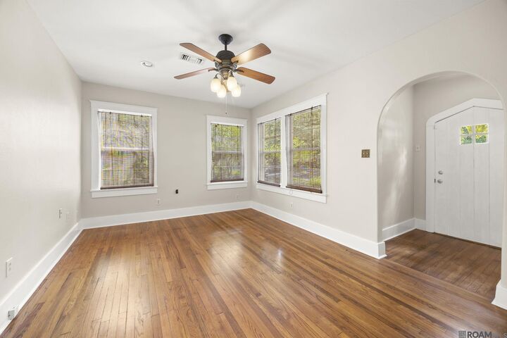 Property Photo:  1736 Stanford Ave  LA 70808 