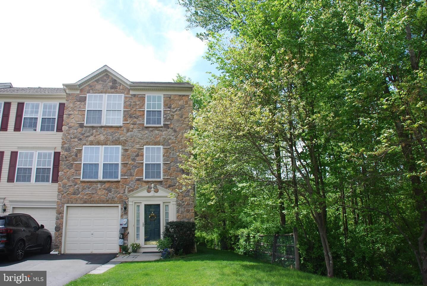 Property Photo:  721 Waterway Court  PA 18951 