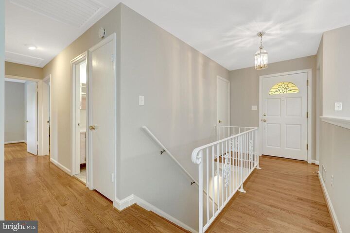 Property Photo: 8712 Piccadilly Place VA 22151