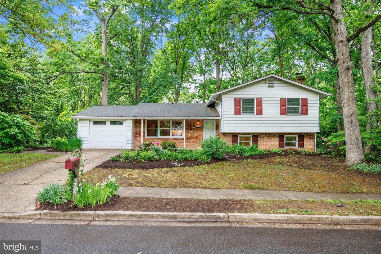 Property Photo:  1402 Catlyn Place  MD 21401 