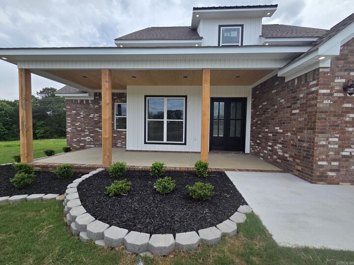 Property Photo:  1901 Secretariat Way  AR 72143 