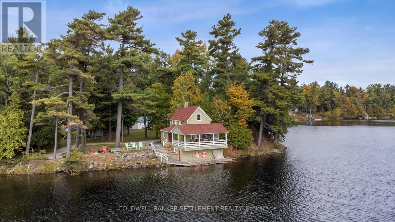 Property Photo:  300 & 302 Isobel Lane  ON K7H 3L8 