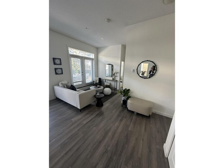 Property Photo:  15825 85 Avenue 601  BC V4N 6W9 