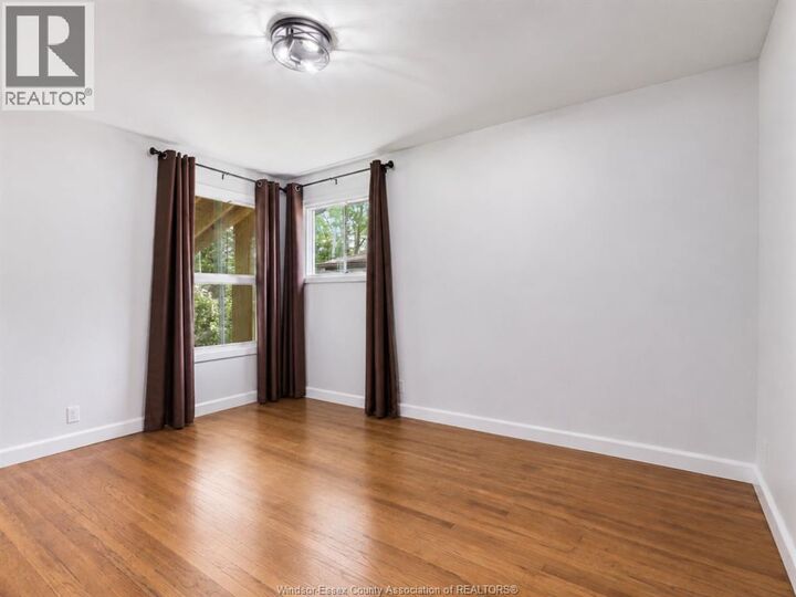 Property Photo:  1745 Sun Valley Drive  ON N9C 3R1 