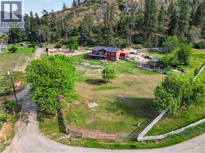 Property Photo: 129 Birch Avenue BC V0H 1K0