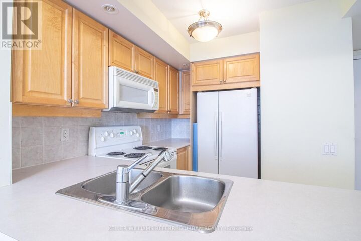 Property Photo:  5 Northtown Way 1007  ON M2N 7A1 