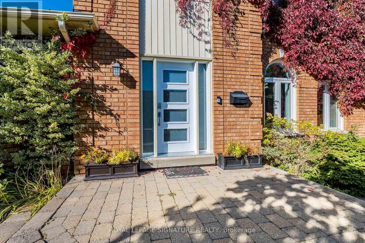 Property Photo:  5571 Spangler Drive Full House  ON L5R 3M5 