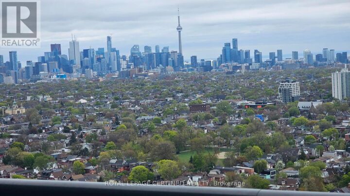 Property Photo:  1185 Dupont Street 2610  ON M6H 0G5 