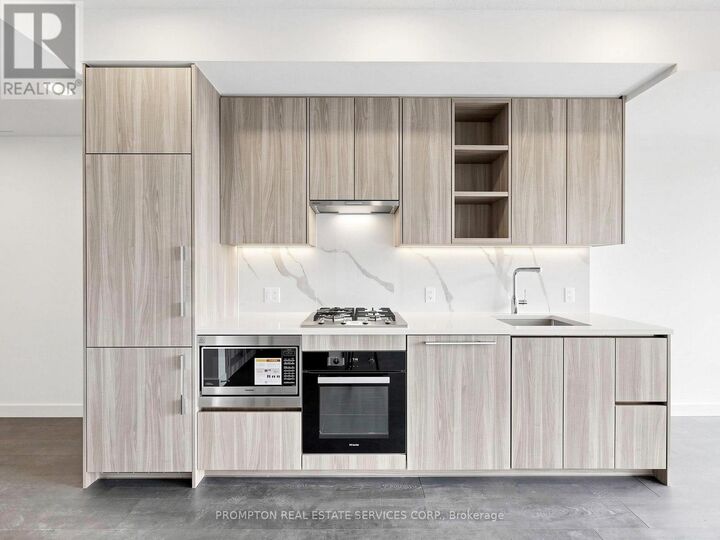 Property Photo:  75 Billes Heights 1207  ON M2K 0J8 