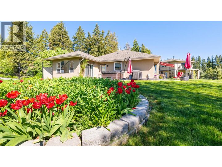 Property Photo:  210 21 Highway  BC V0B 1G2 