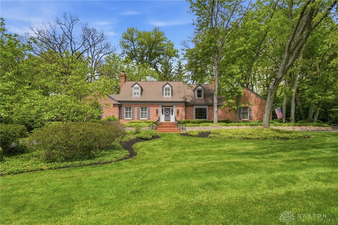 Property Photo:  789 Plantation Lane  OH 45419 