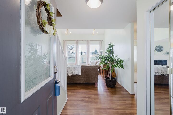 Photo de la propriété:  115 West Liberty Crescent  AB T0C 1Z0 