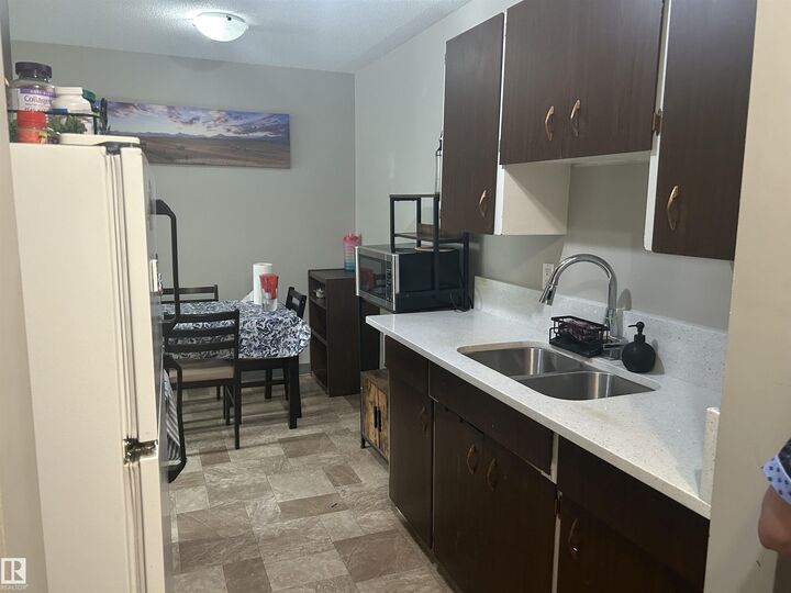 Property Photo:  10811 115 Street NW 204  AB T5H 3L2 