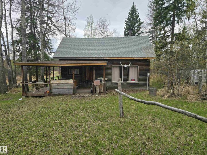 6021 Twp Road 571 — photo 1