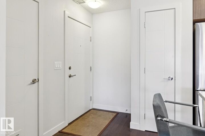 Property Photo: 10523 123 Street NW 421 AB T5N 1N9
