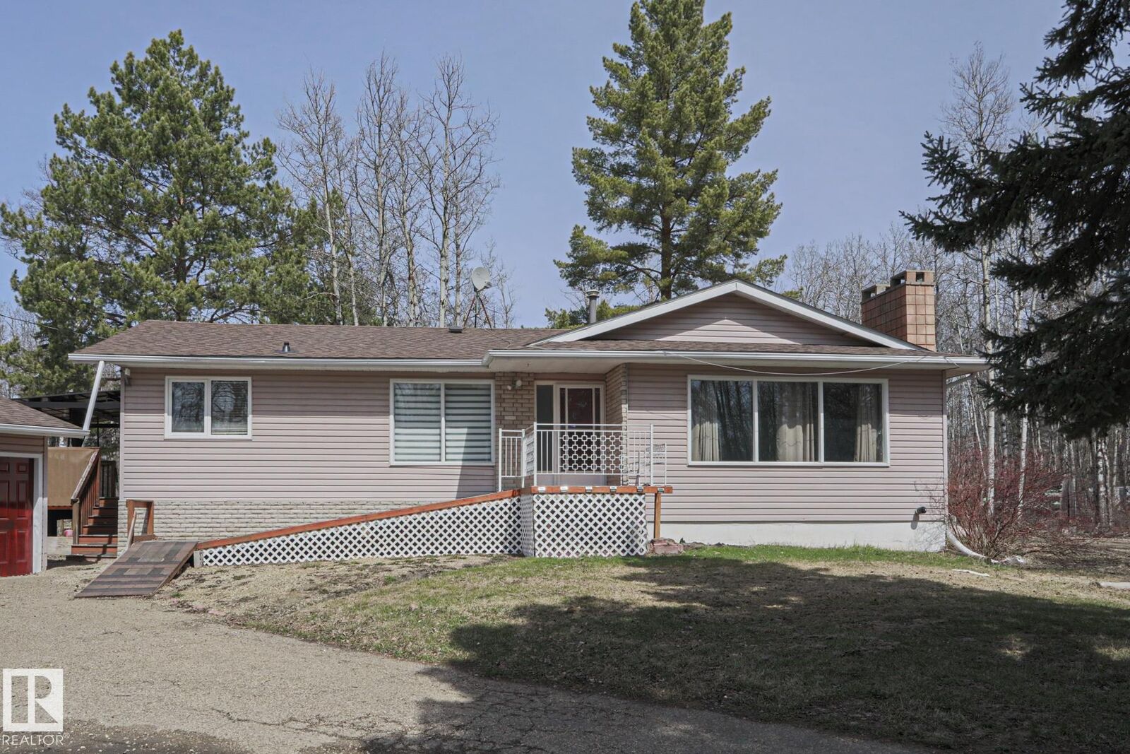 Property Photo:  313 51559 Range Road 225  AB T5M 2T8 