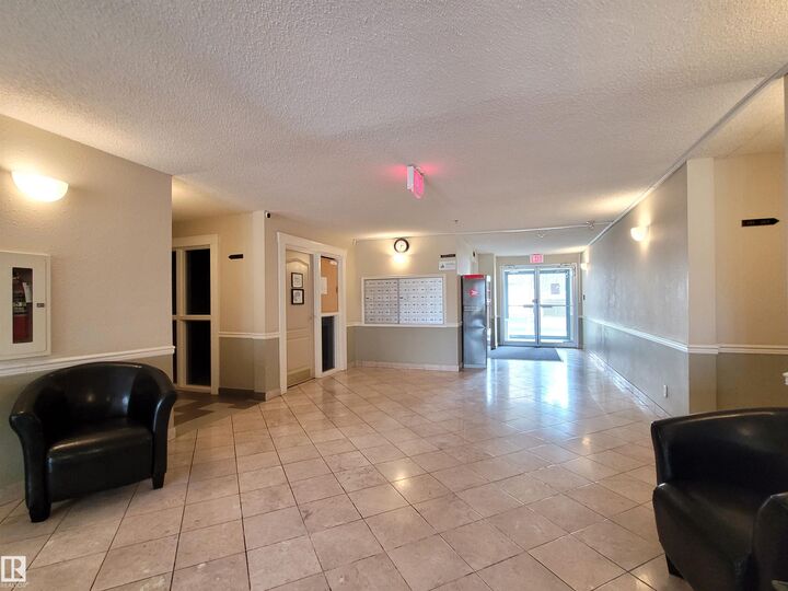 Property Photo: 10610 76 Street NW 408 AB T6A 3Y9