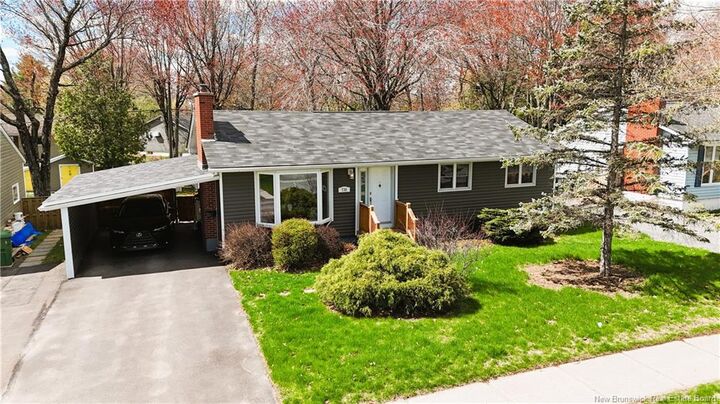 Property Photo:  730 Irvine Street  NB E3A 3E8 
