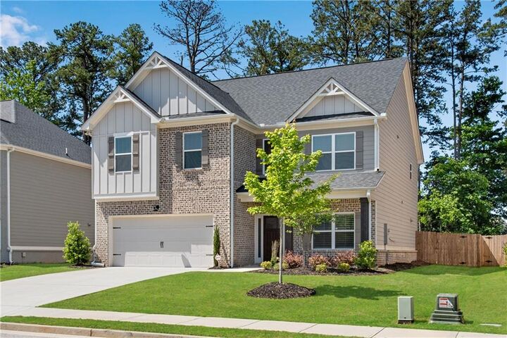 Property Photo:  582 Eagles Nest Circle  GA 30011 